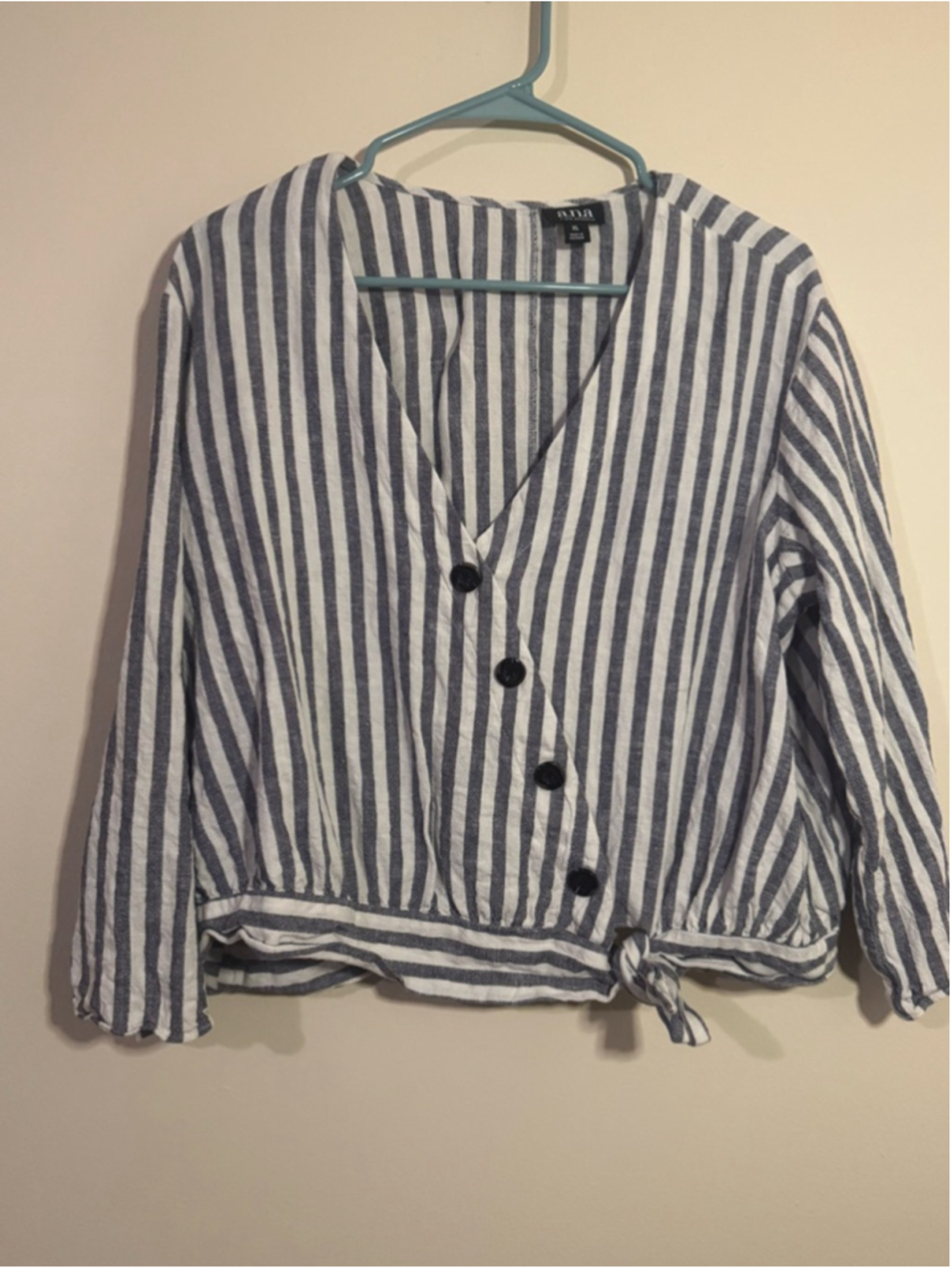Women's a.n.a White & Blue Striped Blouse XL